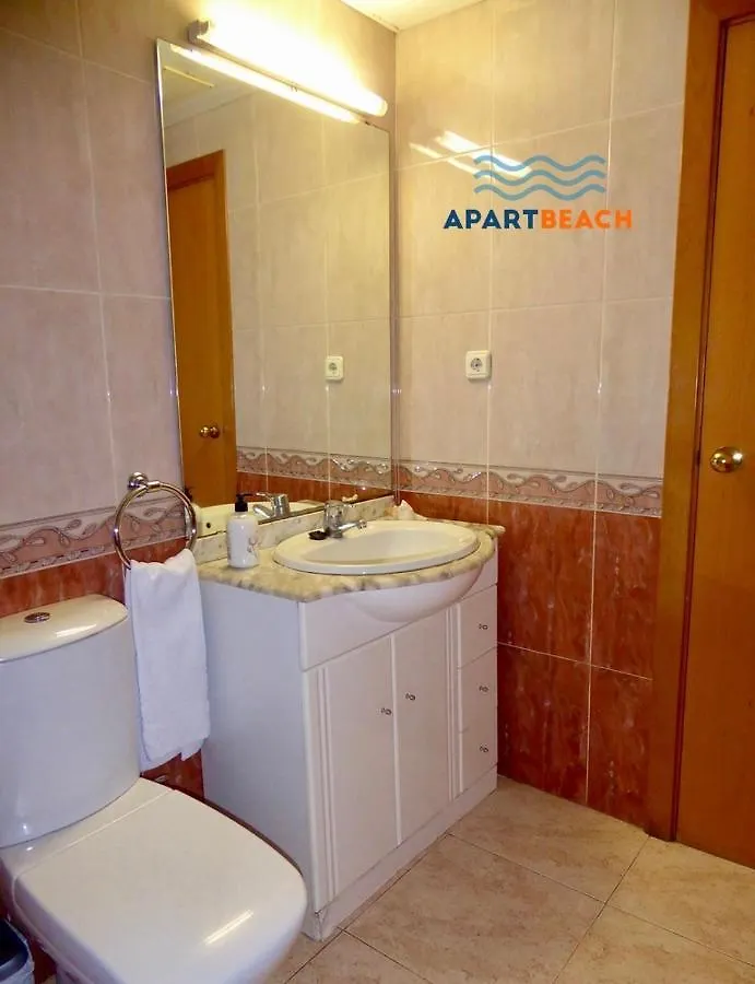 ApartBeach VANCOUVER Climatizado Piscina y Parquing Salou 0*,  Espagne